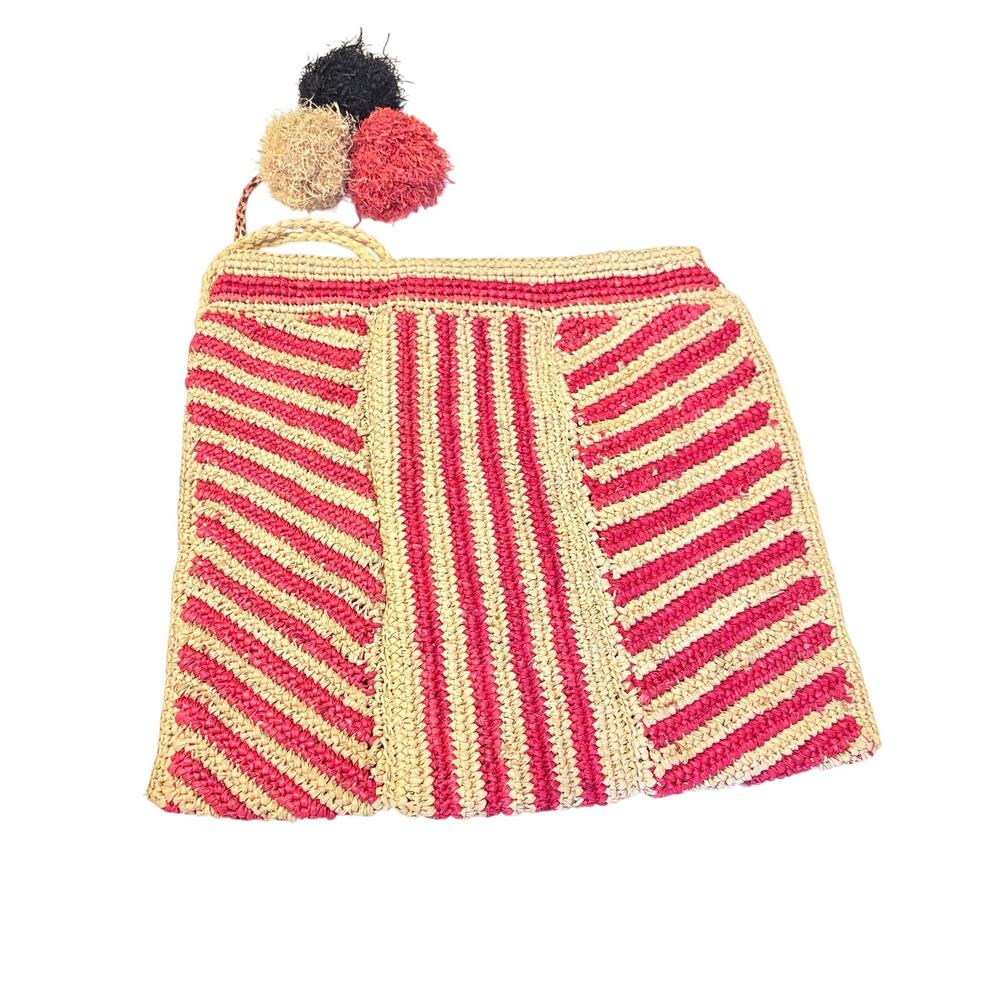 La Floraison Bags Red Orange/ Tan Boho Straw
Diagonal Crocheted
Summer Clutch - Picture 5 of 5